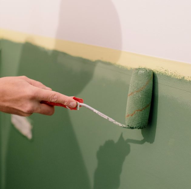 For a sustainable home design, use eco-friendly paint on your walls.